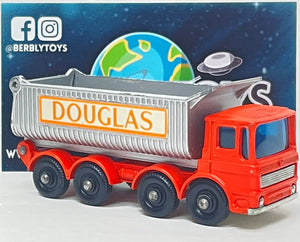 Lesney Matchbox 1969 Regular Wheels #51 'Douglas' 8 Wheel Tipper | AEC Mammoth Major