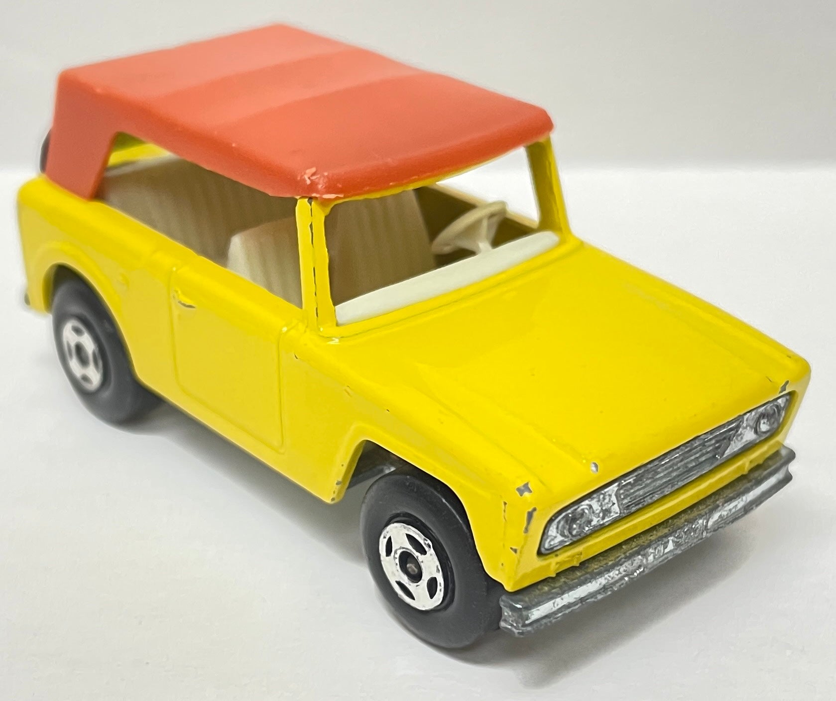 Lesney Matchbox 1-75 Superfast Series – Berbly Toys