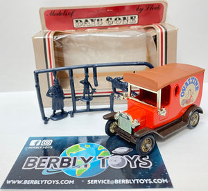 Lledo Models of Days Gone Ovaltine Ford Truck With Box and Plastic Figurines MFG C. 1983