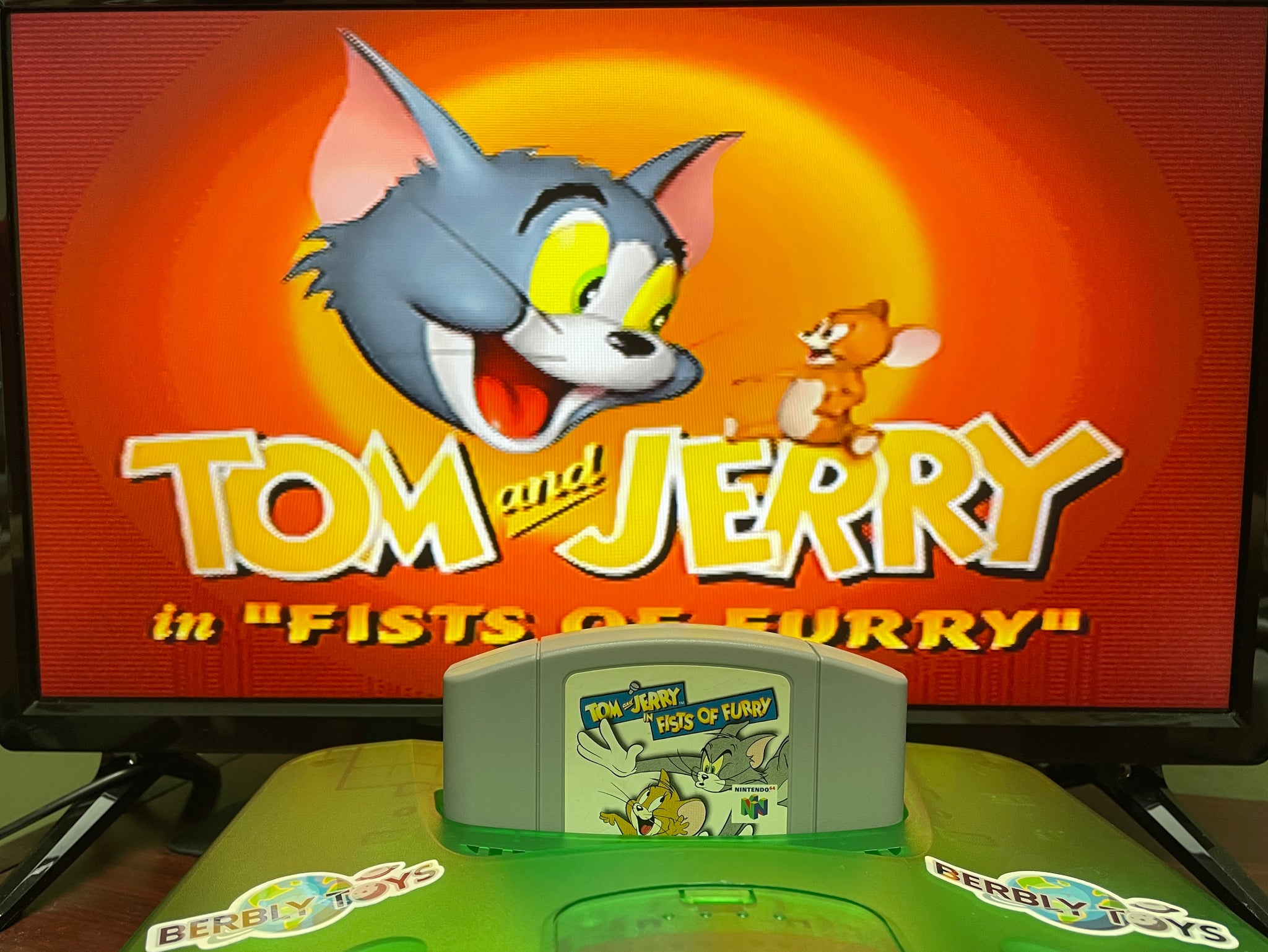 Tom e Jerry in Fists of Furry - Nintendo 64 Videogame - solo per uso  editoriale Foto stock - Alamy