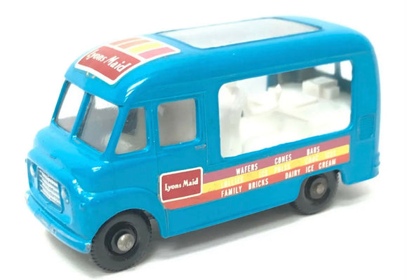 Lesney Matchbox Regular Wheels #47B Commer Ice Cream Canteen/Van 1963 | Lyons Maid Decals